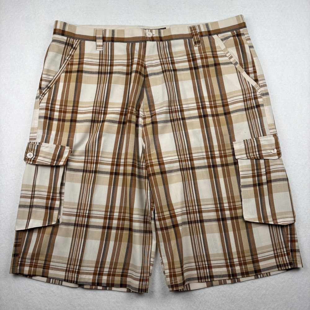 Knockout Jeans Mens Cargo Shorts 44 Plaid Relaxed Fit Side Pockets Skater‎